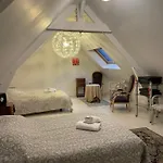 Bed & Breakfast Les Jardins D Isaac Rue De La Musardiere