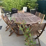 Les Jardins D Isaac Rue De La Musardiere Bed & Breakfast Le Mans