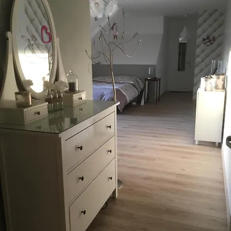 Bed & Breakfast Les Jardins D Isaac Rue De La Musardiere
