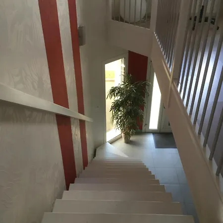 فندق مبيت وإفطار Les Jardins D Isaac Rue De La Musardiere *