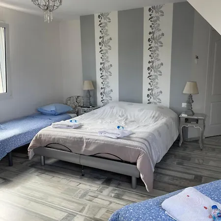 Les Jardins D Isaac Rue De La Musardiere Bed & Breakfast