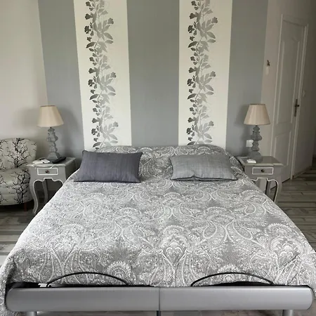 B&B Les Jardins D Isaac Rue De La Musardiere *