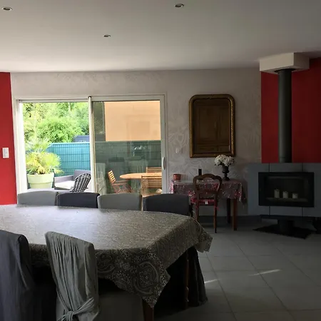 Bed & Breakfast Les Jardins D Isaac Rue De La Musardiere *