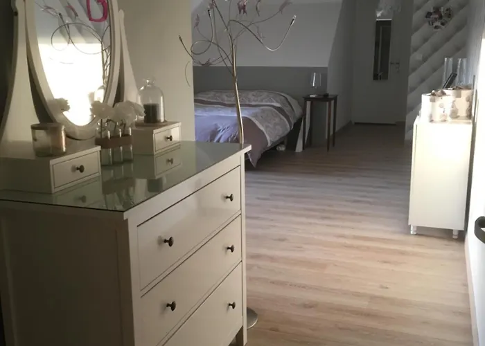 Bed and breakfast Les Jardins D Isaac Rue De La Musardiere