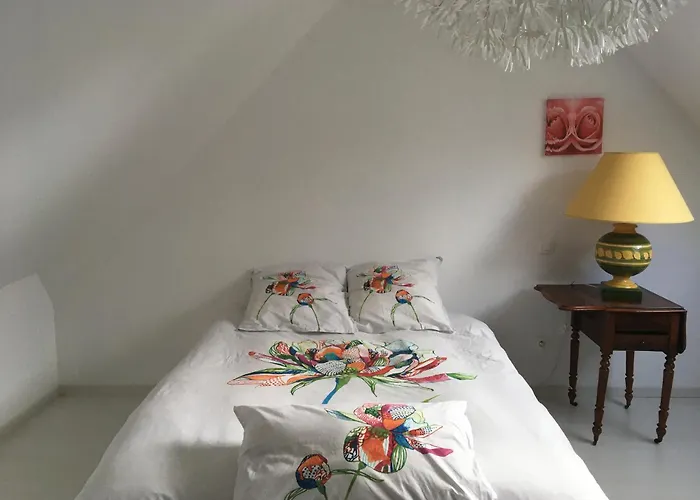 Les Jardins D Isaac Rue De La Musardiere Bed and breakfast