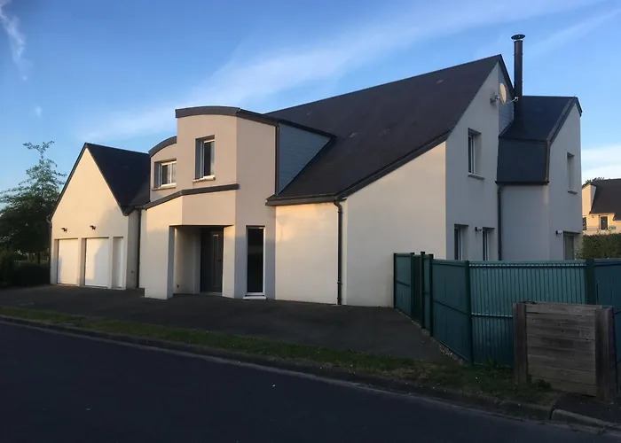 Les Jardins D Isaac Rue De La Musardière Couette-café