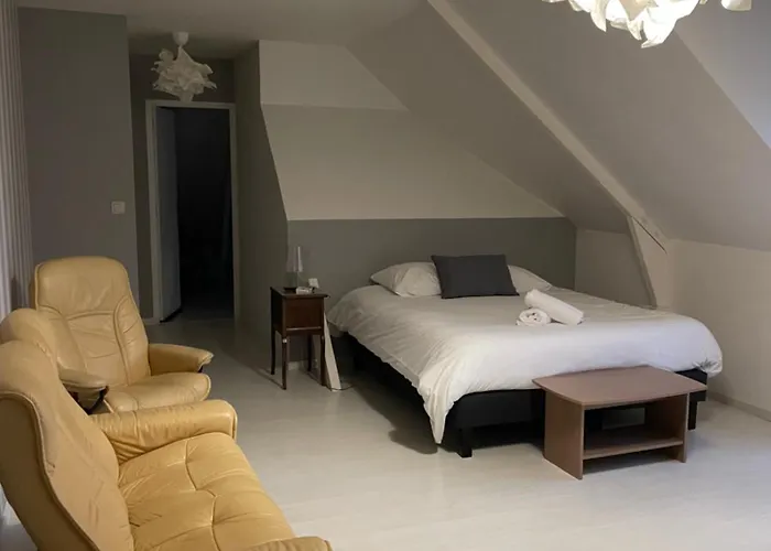 Les Jardins D Isaac Rue De La Musardière Couette-café *