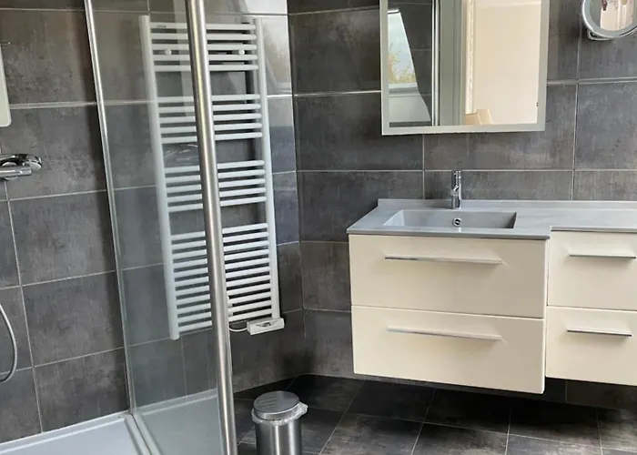 Les Jardins D Isaac Rue De La Musardiere Bed and breakfast *