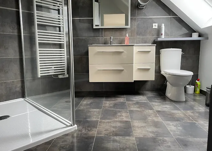 Couette-café Les Jardins D Isaac Rue De La Musardière *