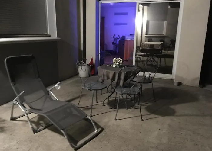 Les Jardins D Isaac Rue De La Musardière Couette-café *