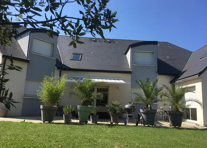 Bed and breakfast Les Jardins D Isaac Rue De La Musardiere *