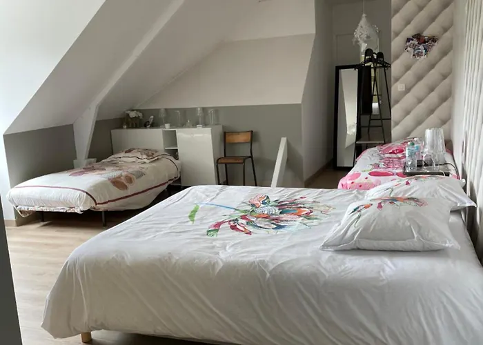 Les Jardins D Isaac Rue De La Musardiere Bed and breakfast